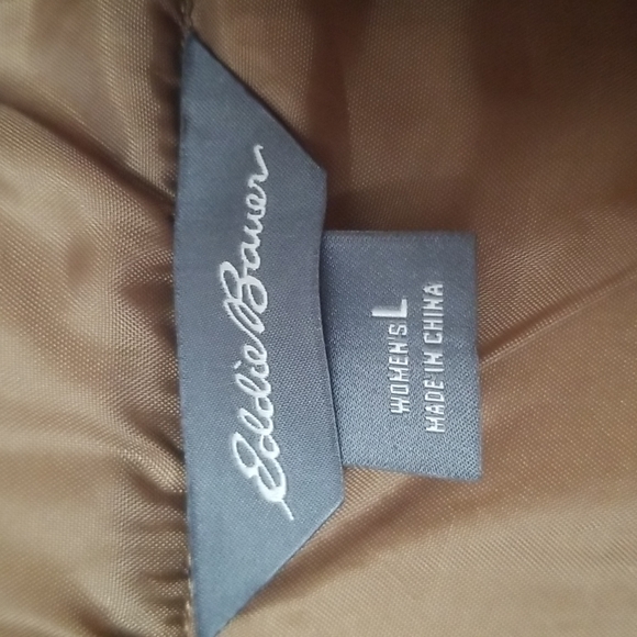 Eddie Bauer Ladies Quilted Vest - Picture 5 of 6